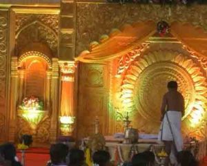 Gold Color Fiber Hindu Stage Decoration Kerala